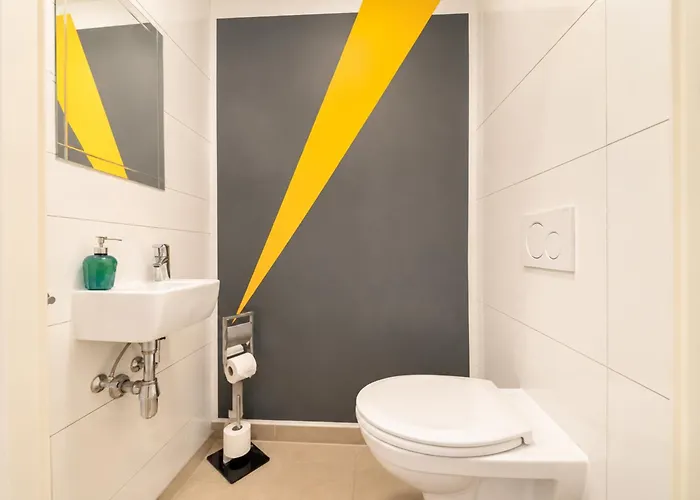Cozy Near Naschmarkt & U4 Metro *