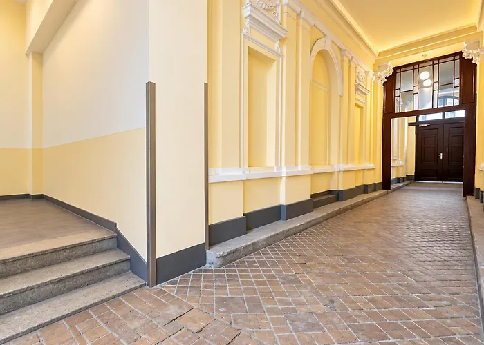Cozy Near Naschmarkt & U4 Metro * Wenen